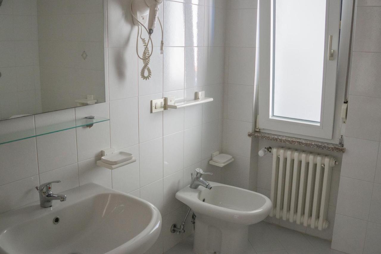 Locanda Le Tre Sorelle Casal Velino Esterno foto